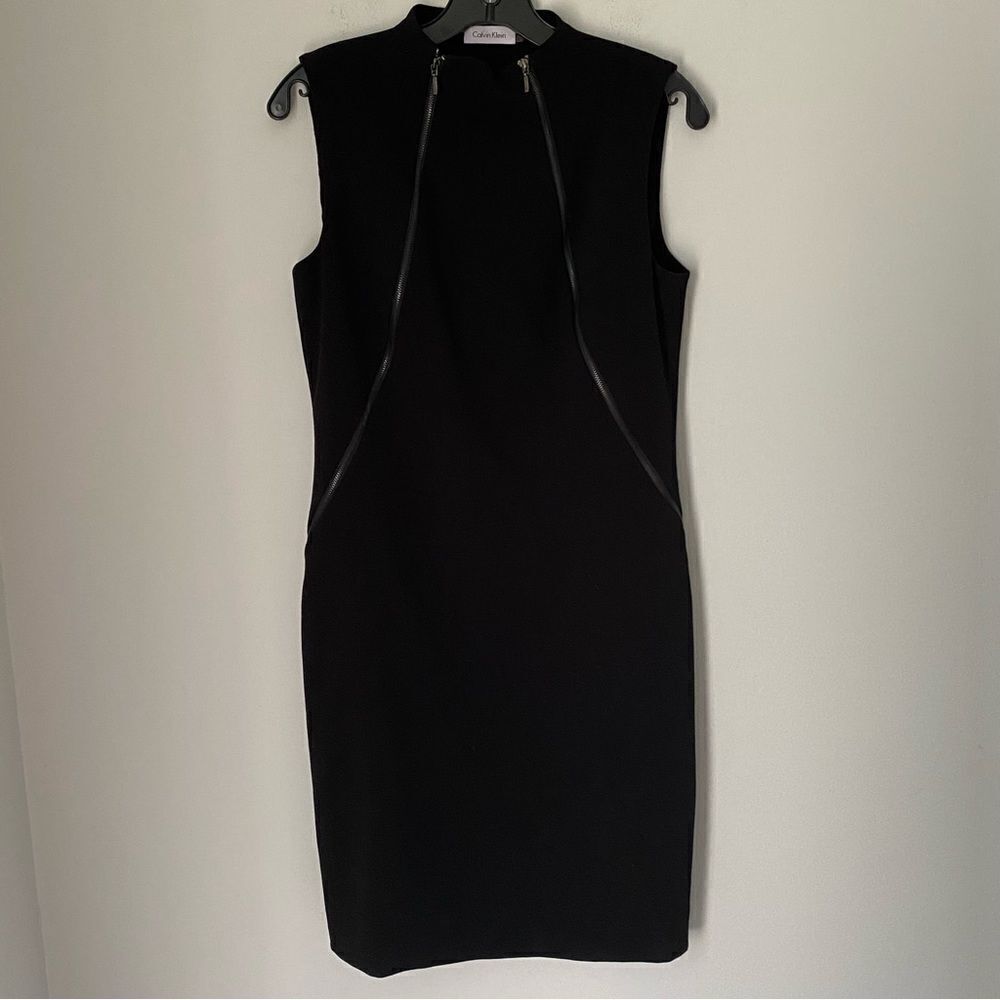 Calvin Klein Women’s High Neck Sleeveless Black Knee Length Dress size 6